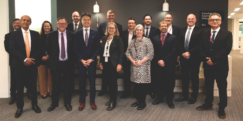 WIPO Director General visits IP Australia and fellow delegates